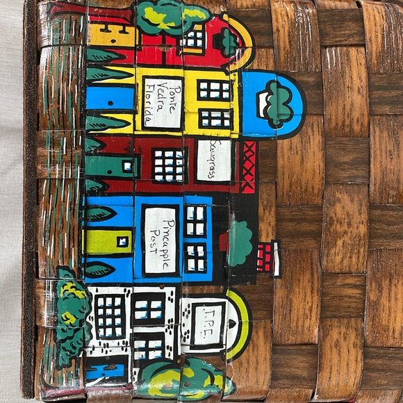 Caro Nan Vintage Wood Painted Basket Purse  with Colorful City Design - Picture 11 of 13